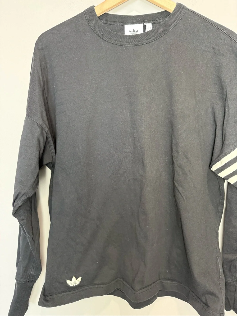 adidas Originals Men's‎ Adicolor Neuclassics size small